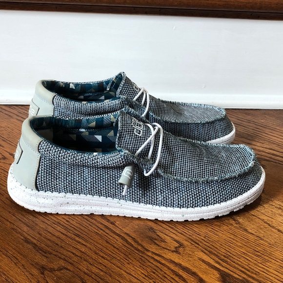 Hey Dude Other - Hey Dude Mens Wally Sox Classic Loafer Men’s Size 10 in Perfect Condition!
